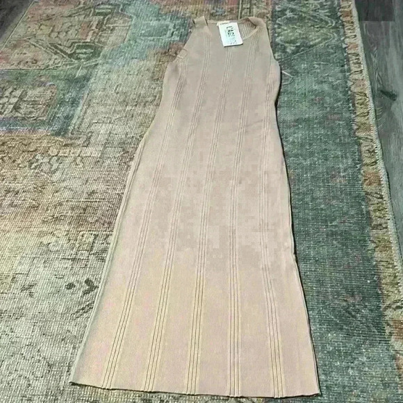 L'AGENCE Dresses & Skirts - L’agence gorgeous knit dress